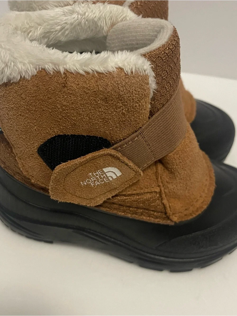 The North Face Heat Seeker Waterproof Winter Snow Boots Kids Toddler Size 9